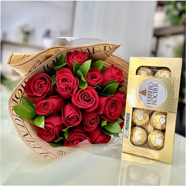 Buqu� com 15 Rosas e Ferrero